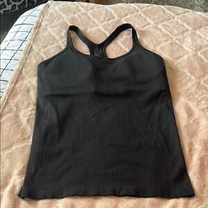 Lululemon Ebb to street tank